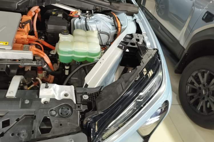 Used Nio ES6 2020 600 km Sport Edition Engine Bay Left