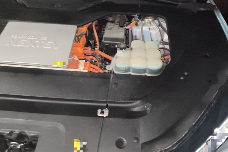 Used Nio ES6 2020 430 km Signature Edition Engine Bay Left