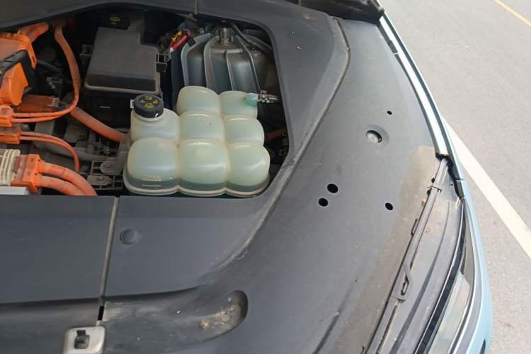 Used Nio ES6 2020 420 km Sport Edition Engine Bay Left
