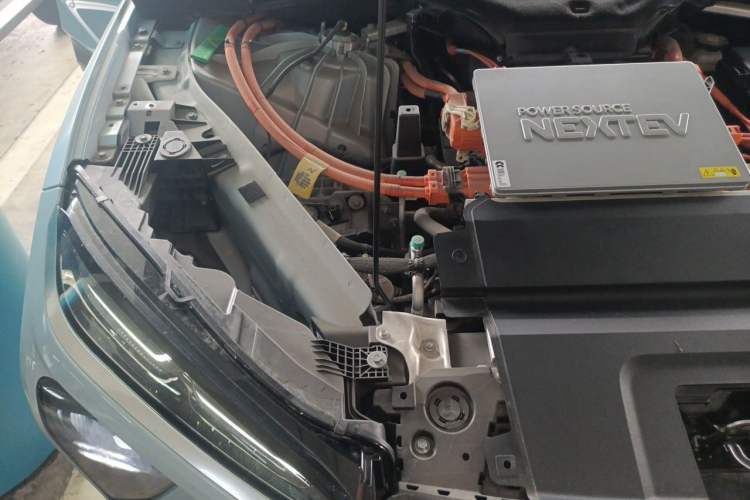 Used Nio ES6 2020 430KM Performance Version Engine Bay Right