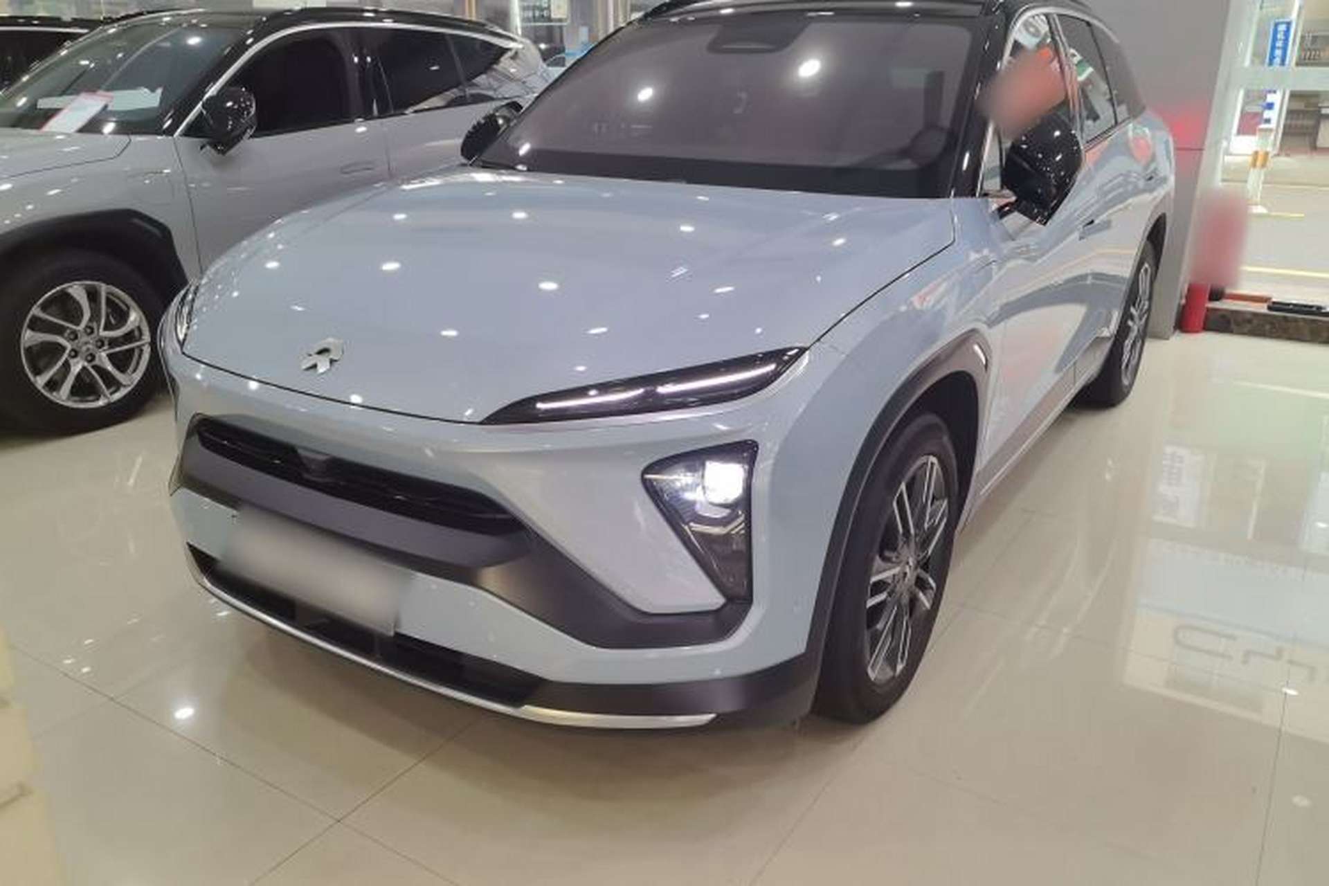 Used Nio ES6 2020 420 km Sport Edition Front Left 45 Deg