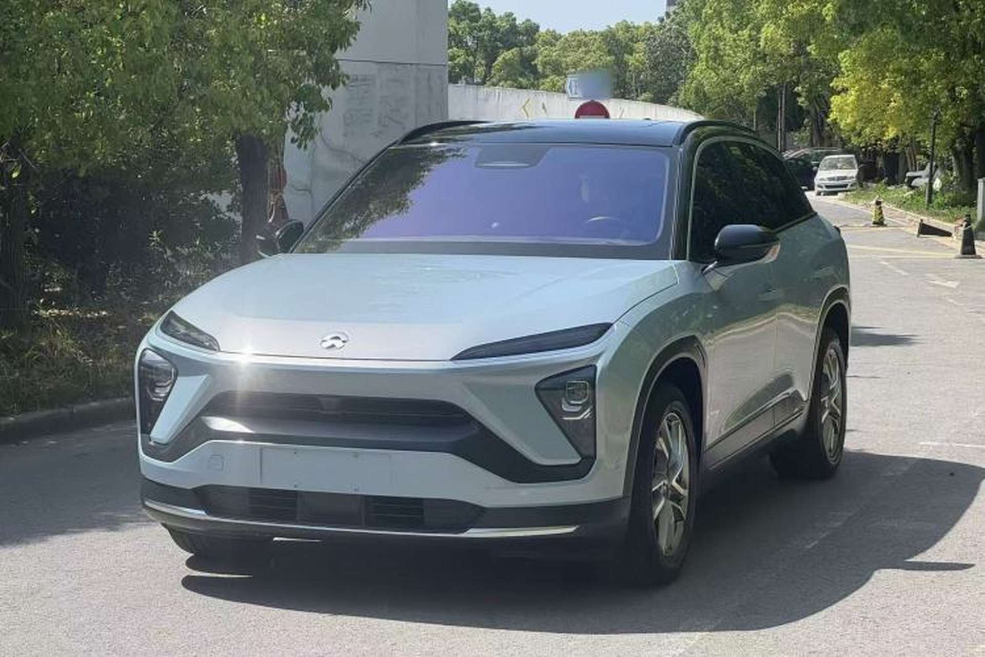 Used Nio ES6 2020 420 km Sport Edition Front Left 45 Deg