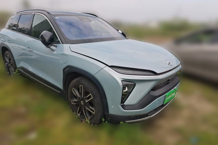 Used Nio ES6 2020 430 km Signature Edition Front Right 45 Deg