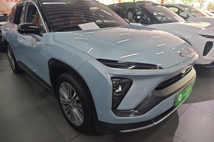 Used Nio ES6 2020 510 km Performance Version Front Right 45 Deg