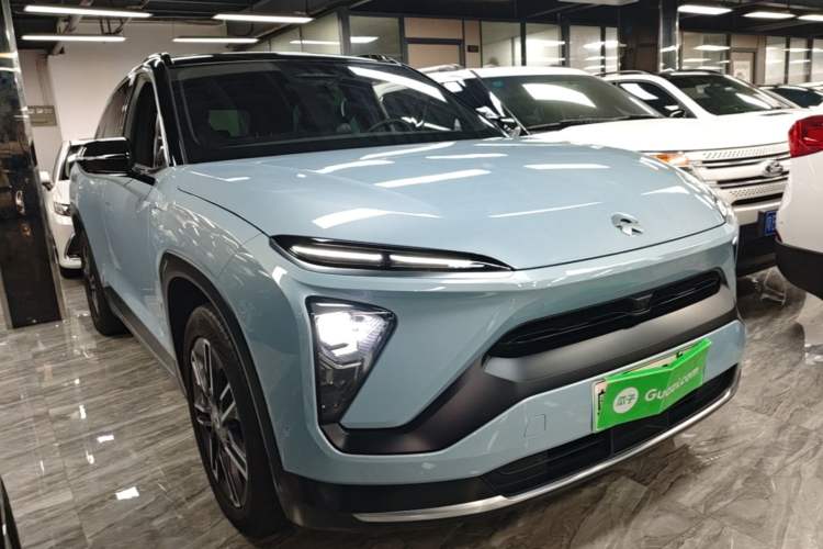 Used Nio ES6 2020 610 km Performance Version Front Right 45 Deg