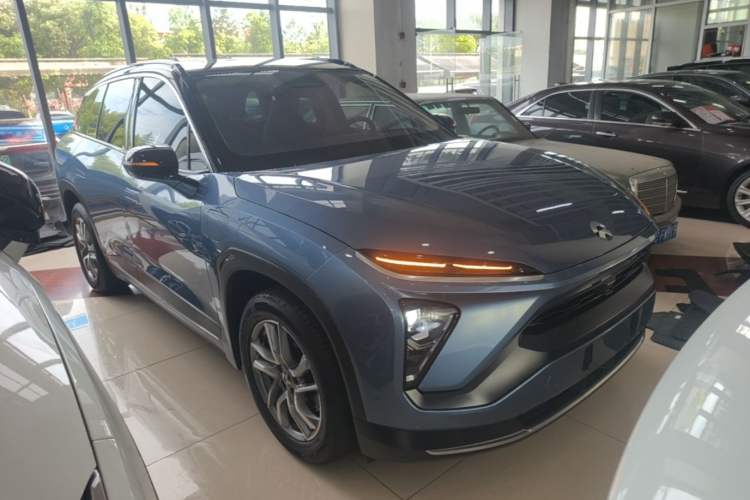 Used Nio ES6 2020 420 km Sport Edition Front Right 45 Deg