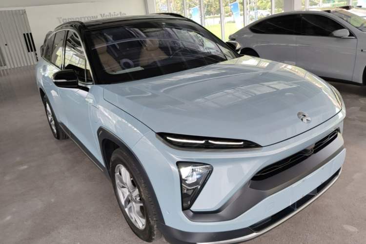 Used Nio ES6 2020 420 km Sport Edition Front Right 45 Deg