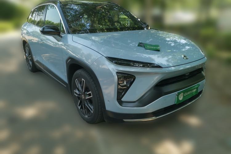 Used Nio ES6 2020 430 km Signature Edition Front Right 45 Deg