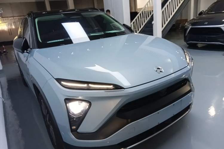 Used Nio ES6 2020 420 km Sport Edition Front Right 45 Deg
