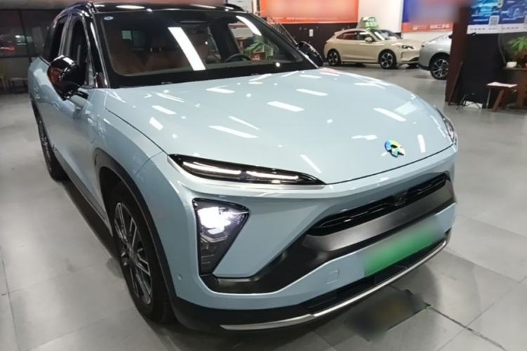 Used Nio ES6 2020 420 km Sport Edition Front Right 45 Deg