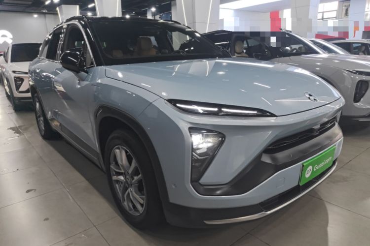 Used Nio ES6 2020 610 km Performance Version Front Right 45 Deg