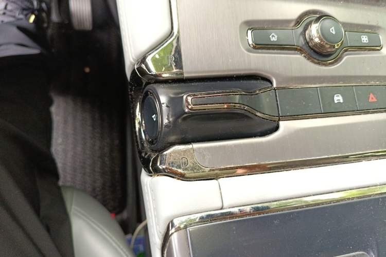 Used Nio ES6 2020 420 km Sport Edition Gear Lever