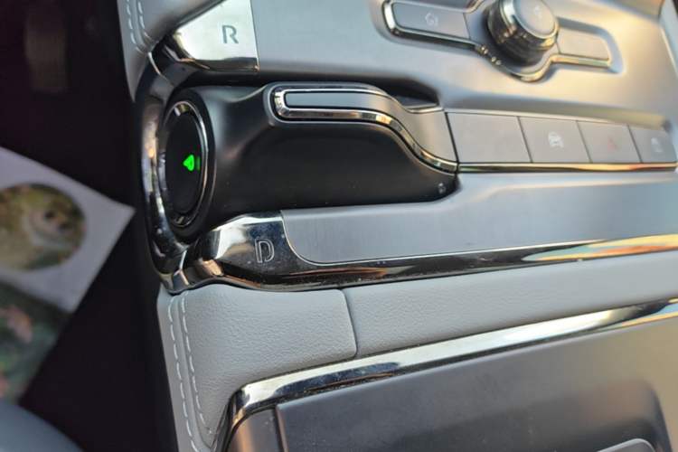 Used Nio ES6 2020 420 km Sport Edition Gear Lever