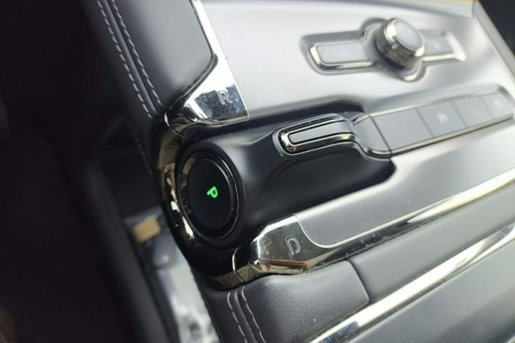 Used Nio ES6 2020 420 km Sport Edition Gear Lever