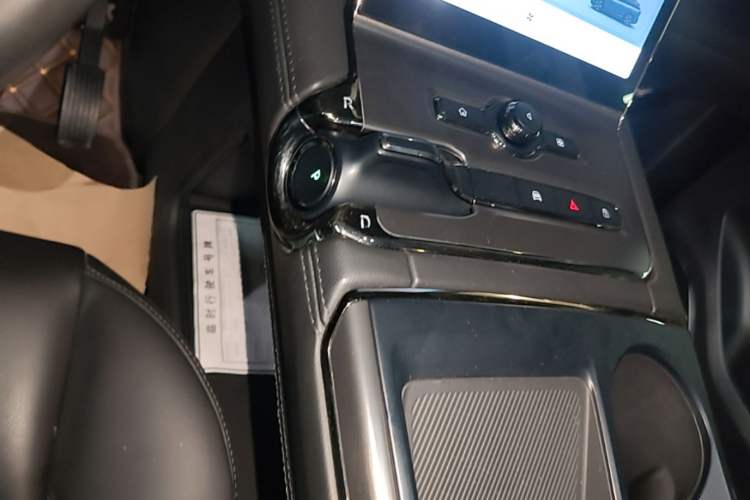 Used Nio ES6 2020 420 km Sport Edition Gear Lever