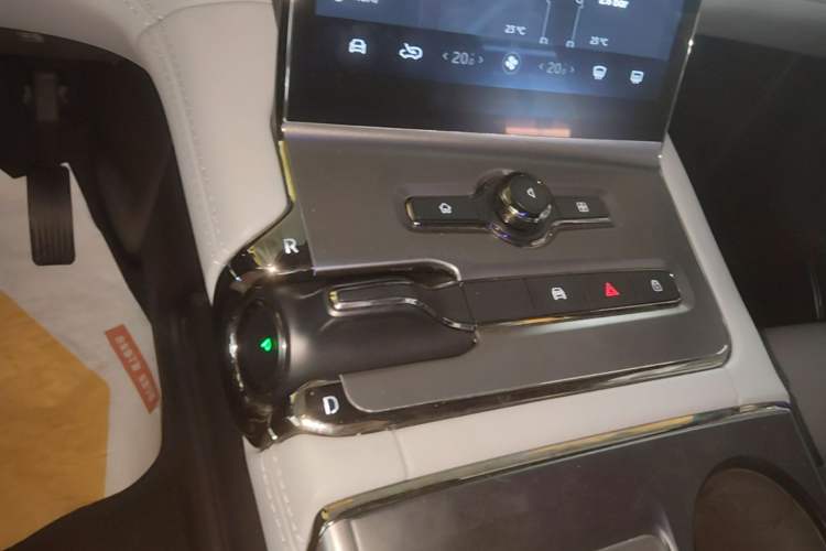 Used Nio ES6 2020 420 km Sport Edition Gear Lever