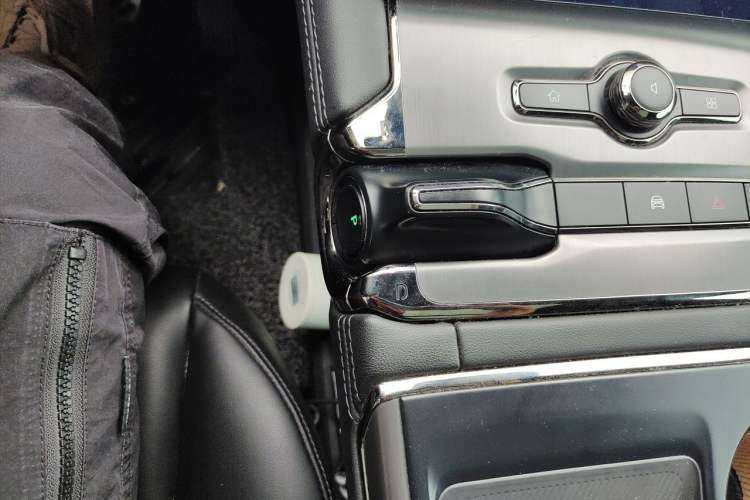 Used Nio ES6 2020 600 km Sport Edition Gear Lever