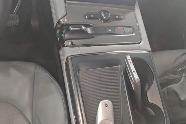 Used Nio ES6 2020 600 km Sport Edition Gear Lever