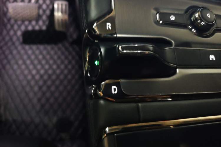 Used Nio ES6 2020 600 km Sport Edition Gear Lever