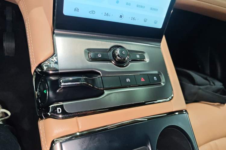 Used Nio ES6 2020 600 km Sport Edition Gear Lever