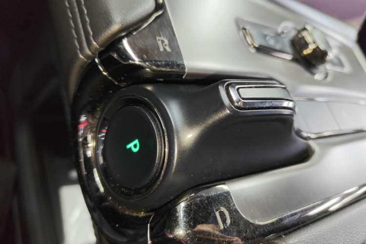 Used Nio ES6 2020 420 km Sport Edition Gear Lever