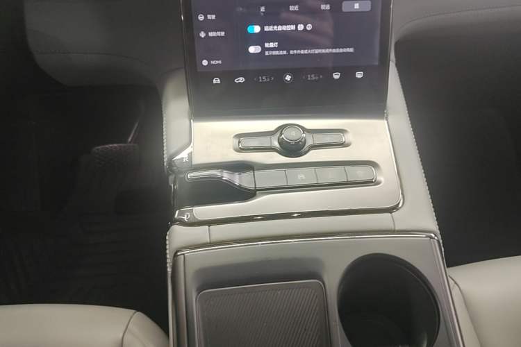 Used Nio ES6 2020 600 km Sport Edition Gear Lever