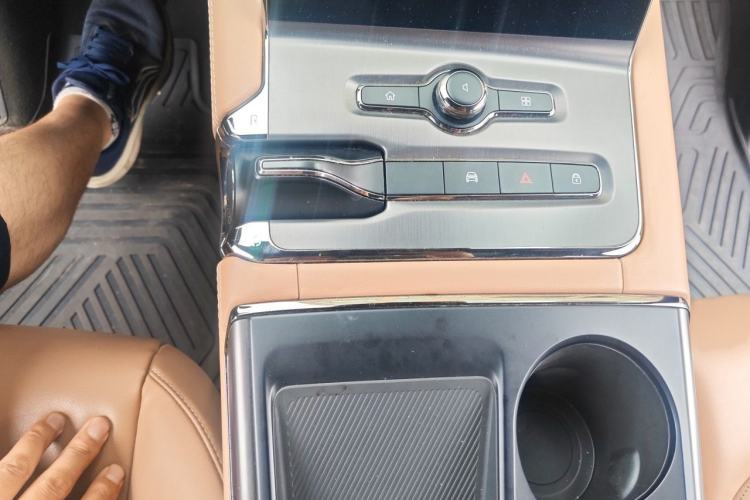 Used Nio ES6 2020 600 km Sport Edition Gear Lever