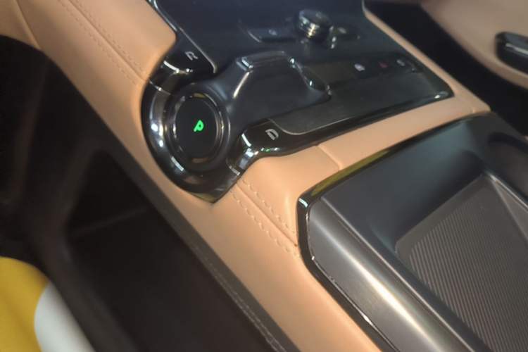 Used Nio ES6 2020 420 km Sport Edition Gear Lever
