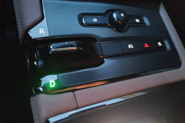 Used Nio ES6 2020 600 km Sport Edition Gear Lever