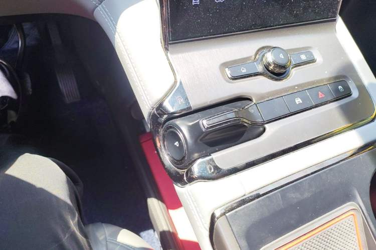 Used Nio ES6 2020 600 km Sport Edition Gear Lever