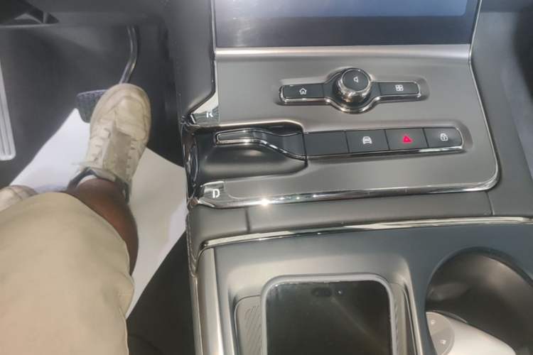 Used Nio ES6 2020 420 km Sport Edition Gear Lever