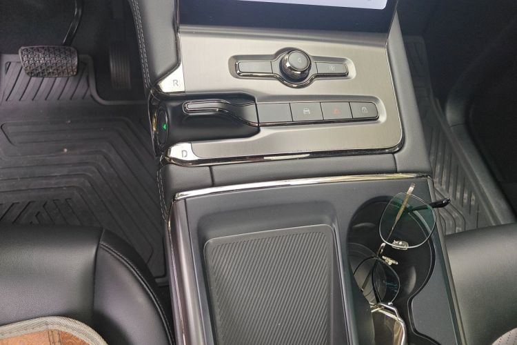 Used Nio ES6 2020 420 km Sport Edition Gear Lever