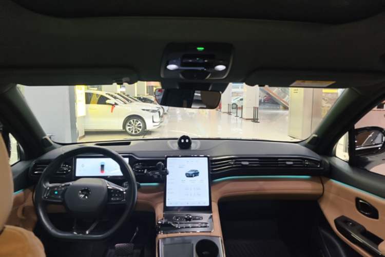 Used Nio ES6 2020 430 km Signature Edition Headliner