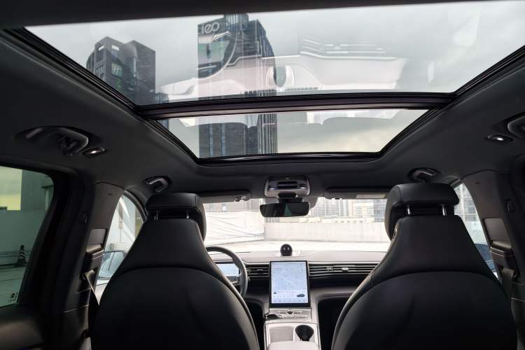 Used Nio ES6 2020 420 km Sport Edition Headliner