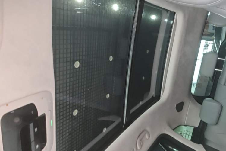 Used Nio ES6 2020 600 km Sport Edition Headliner