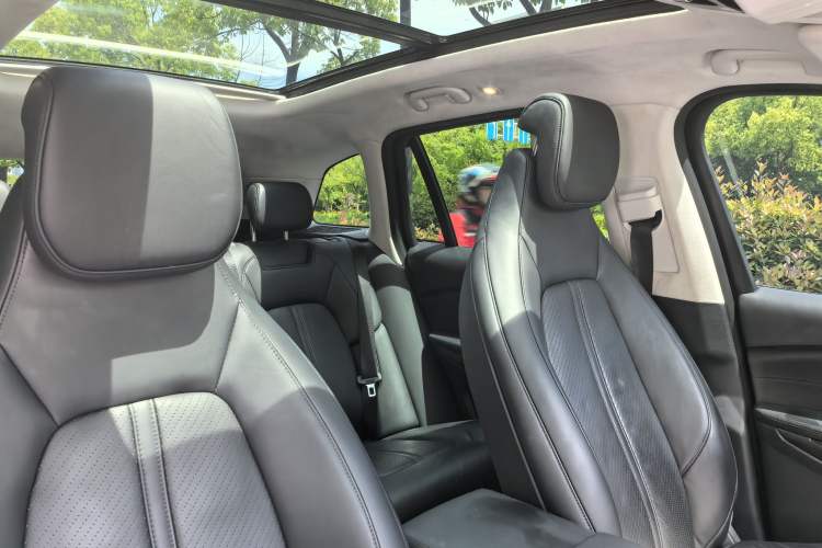 Used Nio ES6 2020 420 km Sport Edition Headliner