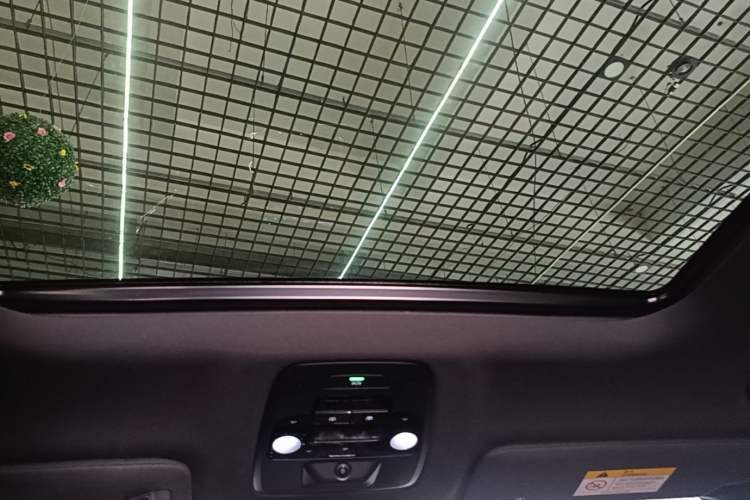 Used Nio ES6 2020 420 km Sport Edition Headliner