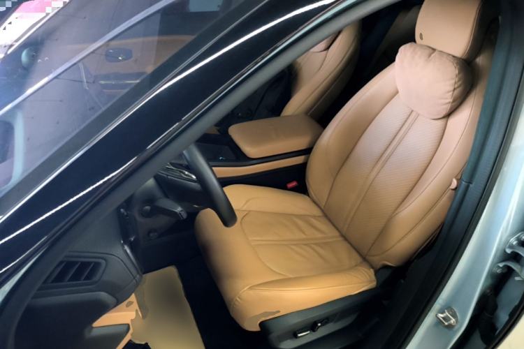 Used Nio ES6 2020 610 km Performance Version Left Front Seat