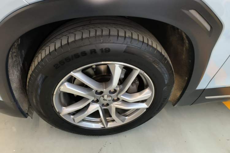 Used Nio ES6 2020 455KM Sport Edition Left Front Wheel Hub