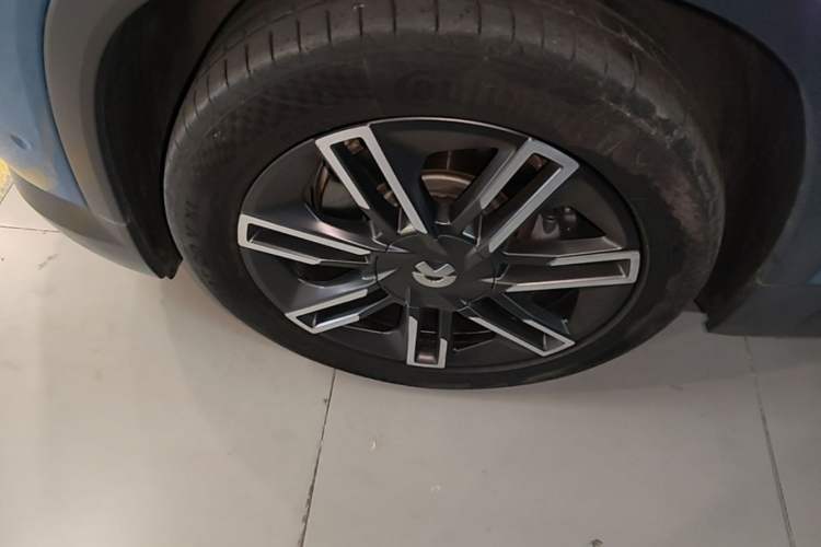 Used Nio ES6 2020 420 km Sport Edition Left Front Wheel Hub