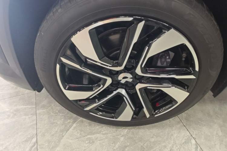Used Nio ES6 2020 430KM Performance Version Left Front Wheel Hub