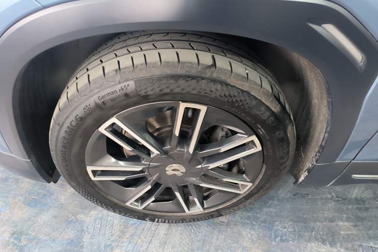 Used Nio ES6 2020 420 km Sport Edition Left Front Wheel Hub