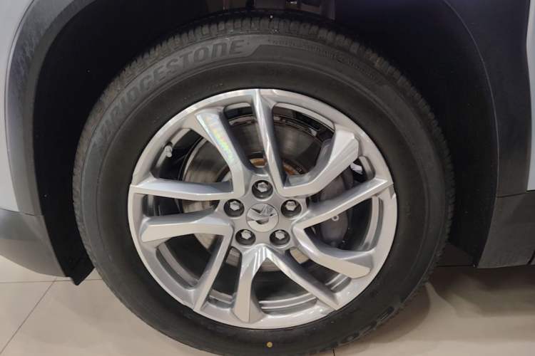 Used Nio ES6 2020 455KM Sport Edition Left Front Wheel Hub