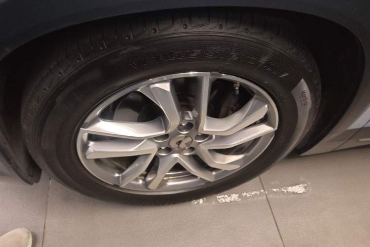 Used Nio ES6 2020 430KM Performance Version Left Front Wheel Hub