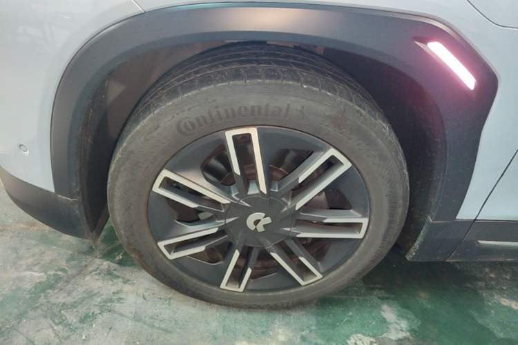 Used Nio ES6 2020 455KM Sport Edition Left Front Wheel Hub