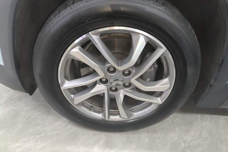 Used Nio ES6 2020 420 km Sport Edition Left Front Wheel Hub