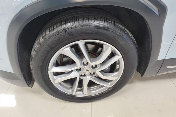 Used Nio ES6 2020 600 km Sport Edition Left Front Wheel Hub