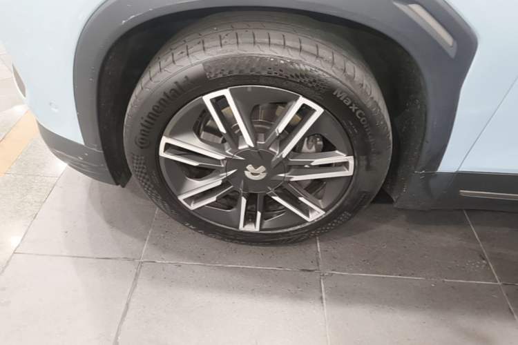 Used Nio ES6 2020 420 km Sport Edition Left Front Wheel Hub