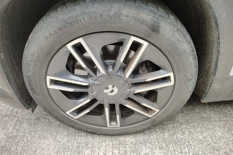 Used Nio ES6 2020 600 km Sport Edition Left Front Wheel Hub