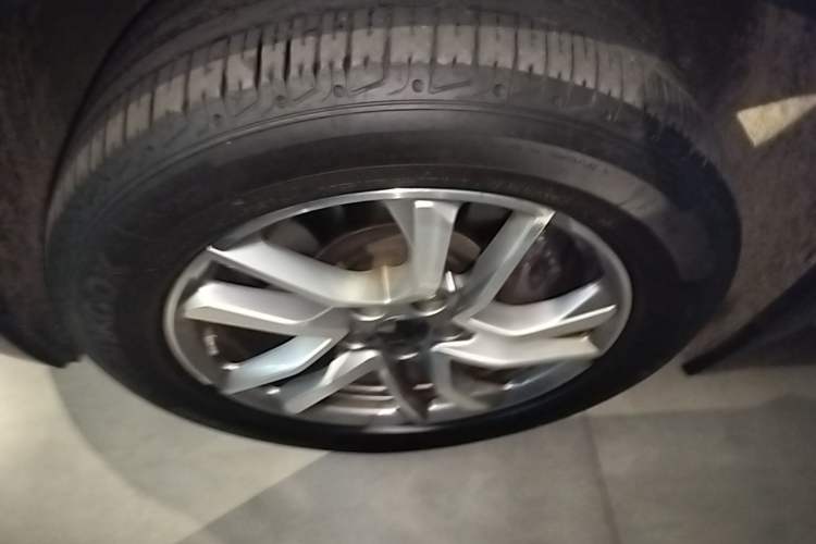Used Nio ES6 2020 455KM Sport Edition Left Front Wheel Hub